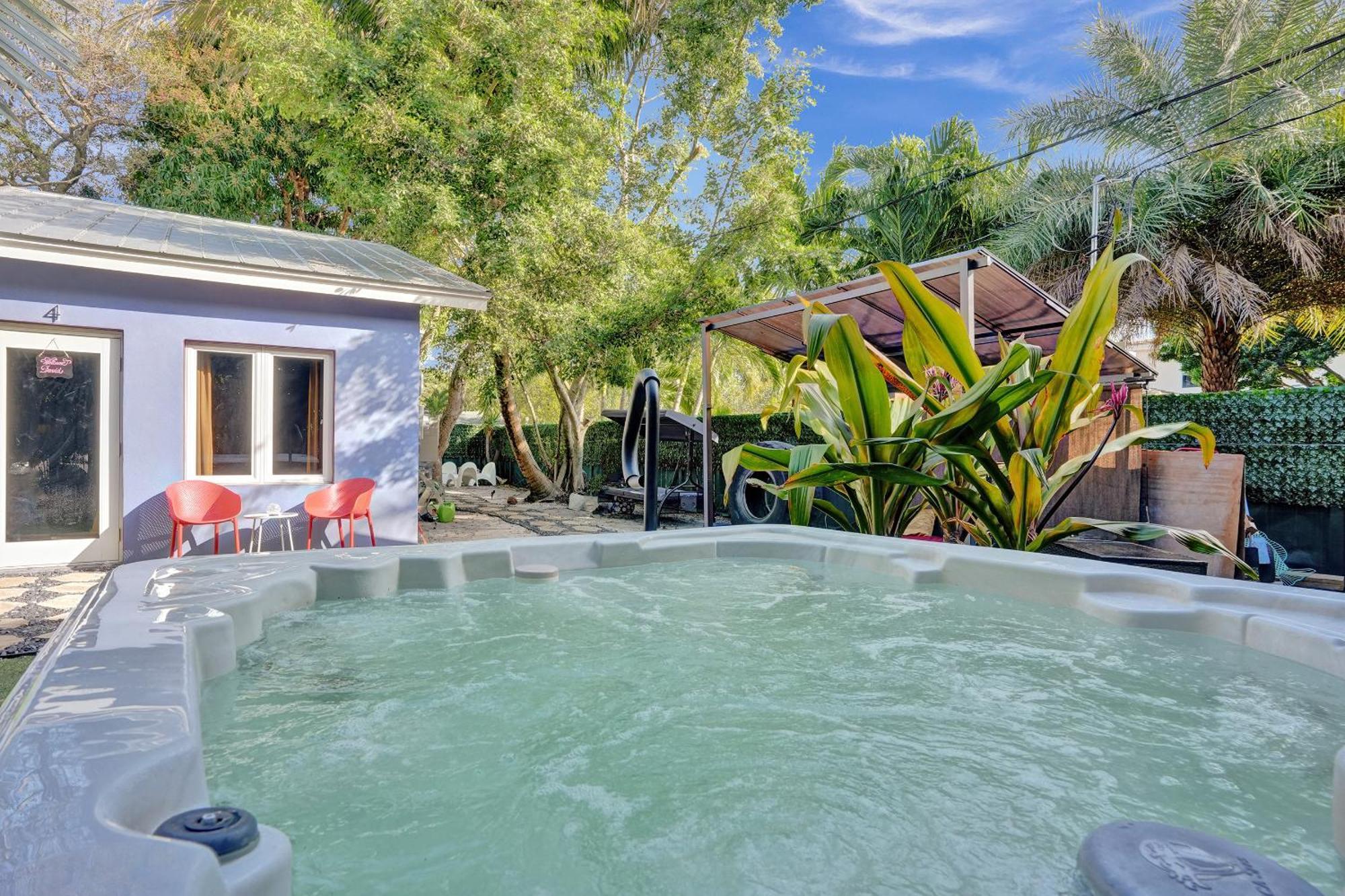 Kiki 3 - Men'S Clothing Optional Guest Houses Wilton Manors Exterior photo